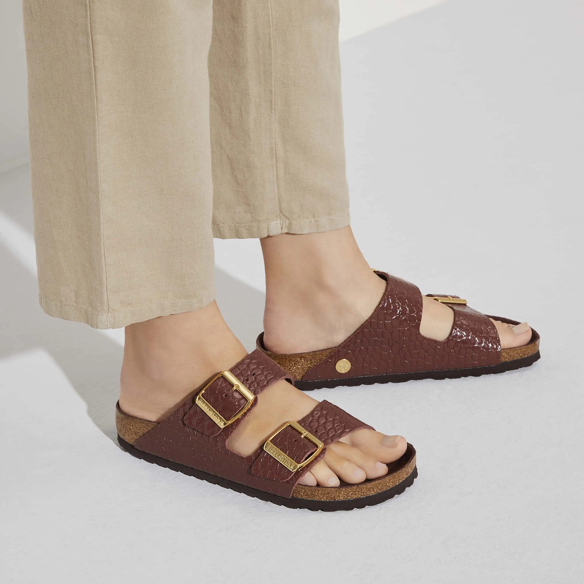 Arizona Rivet Logo Embossed Natural Leather