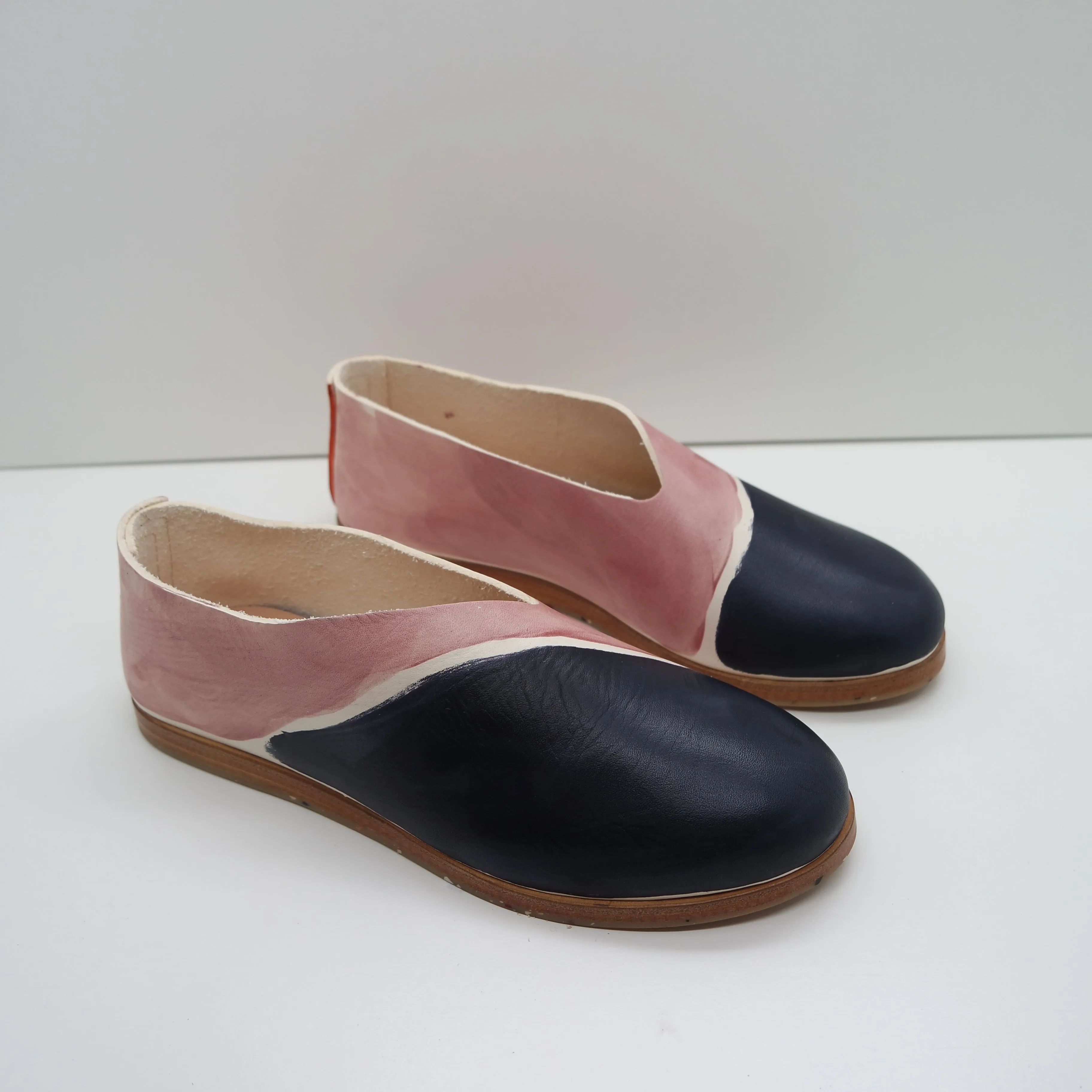 BBF24 SALE. SIZE 41. THE RAE. TWO TONE NORI AND BLUSH. PHL