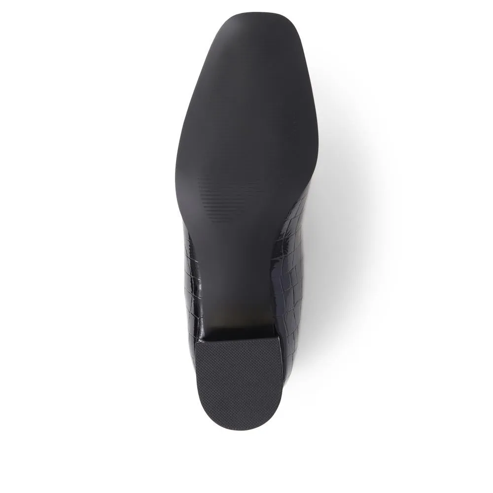 Croc Patterned Court Shoes  - WBINS39043 / 325 161