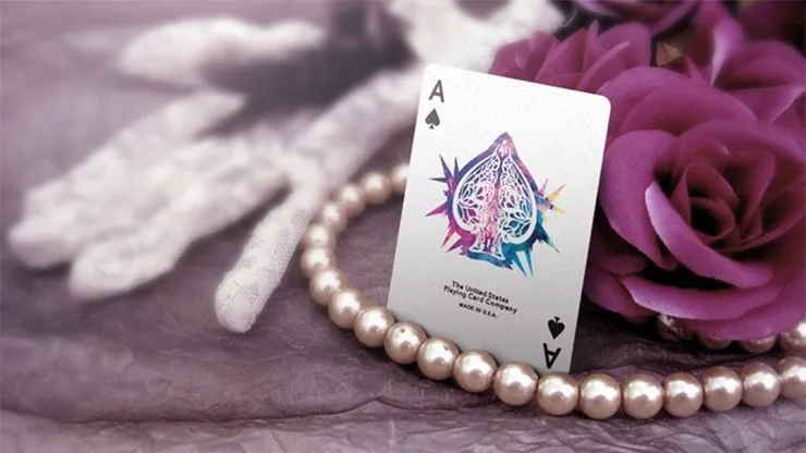Dentelle Playing Cards by Bocopo