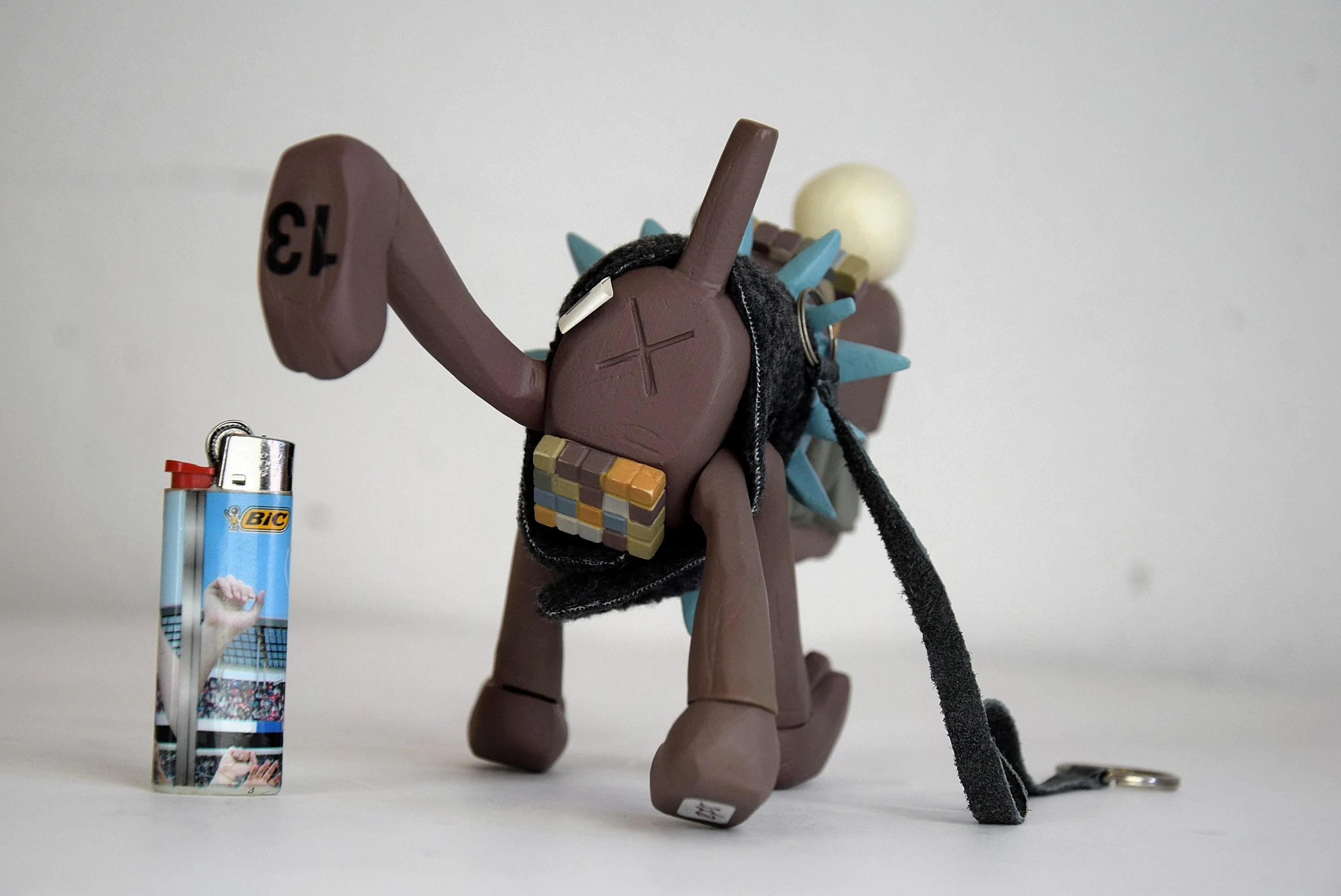 Designer Toy woo c by michael lau 2001 limited edition