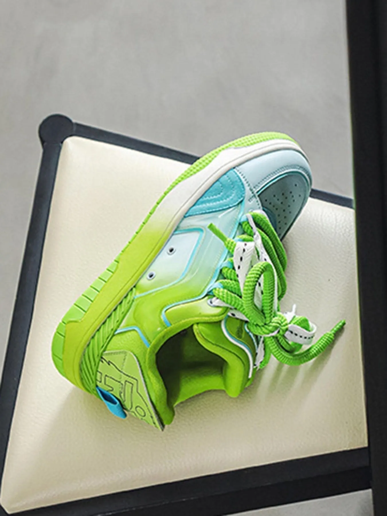Kicksteria - Hip-hop Personality Skateboard Shoes