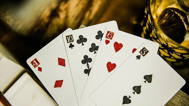 Kinghood Classic (Gold) Playing Card Collection Boxset