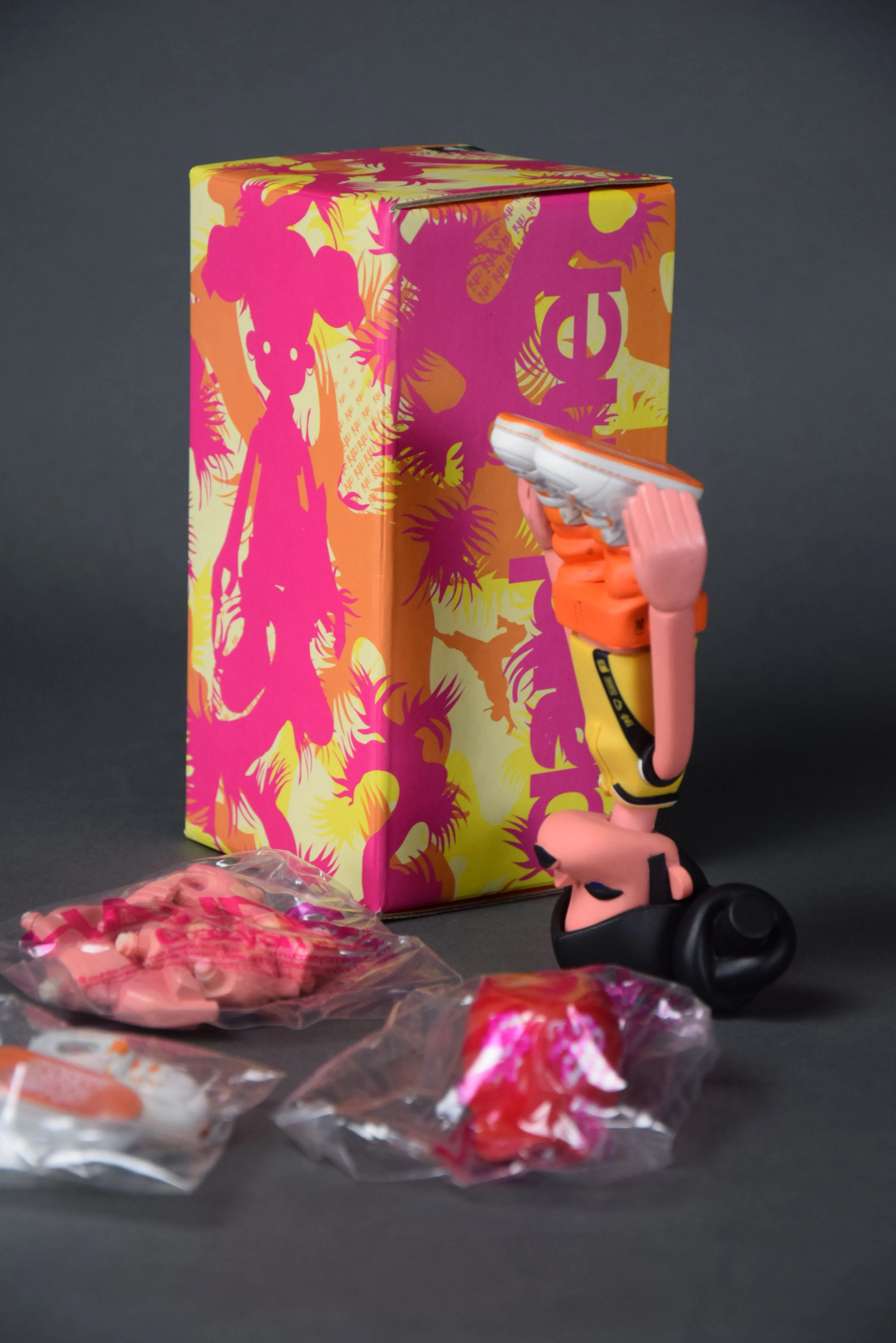 MISS London M002 MINT 2003 MAHARISHI EDITION ART TOY BY MICHAEL LAU