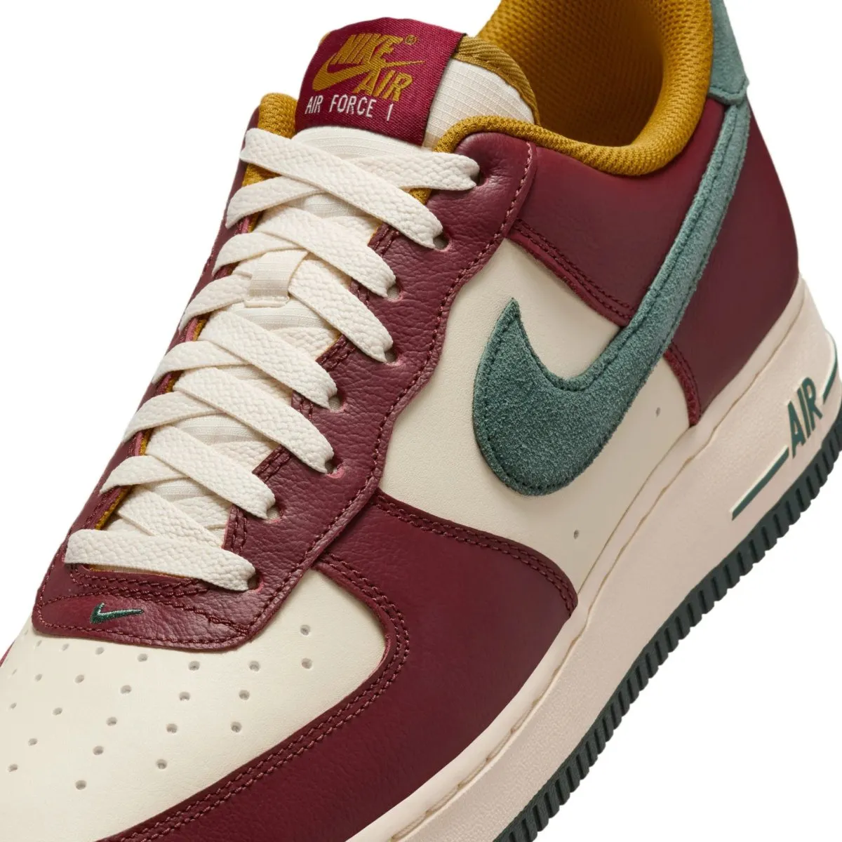 Nike Men's Air Force 1 '07 LV8 Coconut Milk/Dark Team Red/Bronzine/Vintage Green