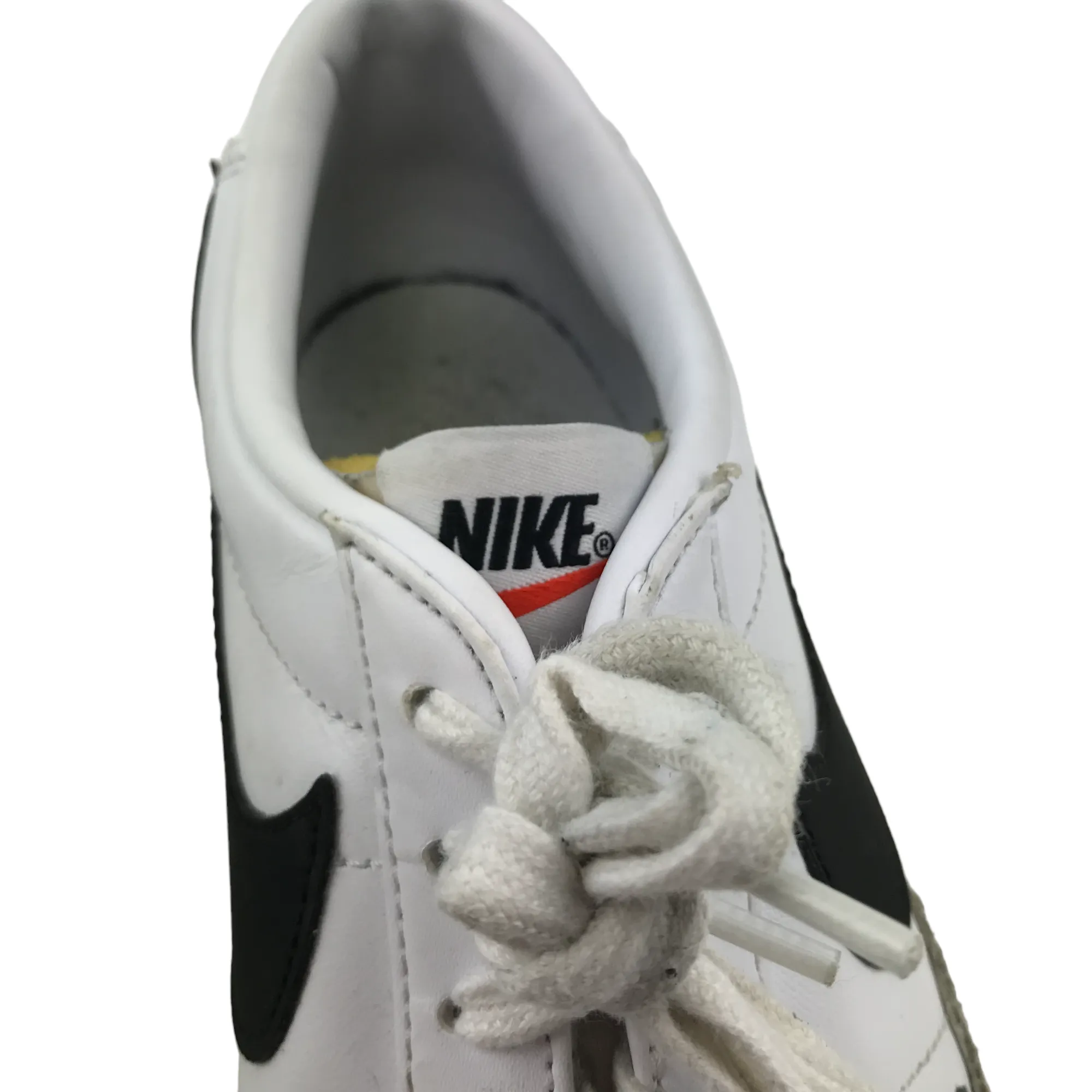 Nike Trainers Shoe Size 9 White Flat Soles with Laces