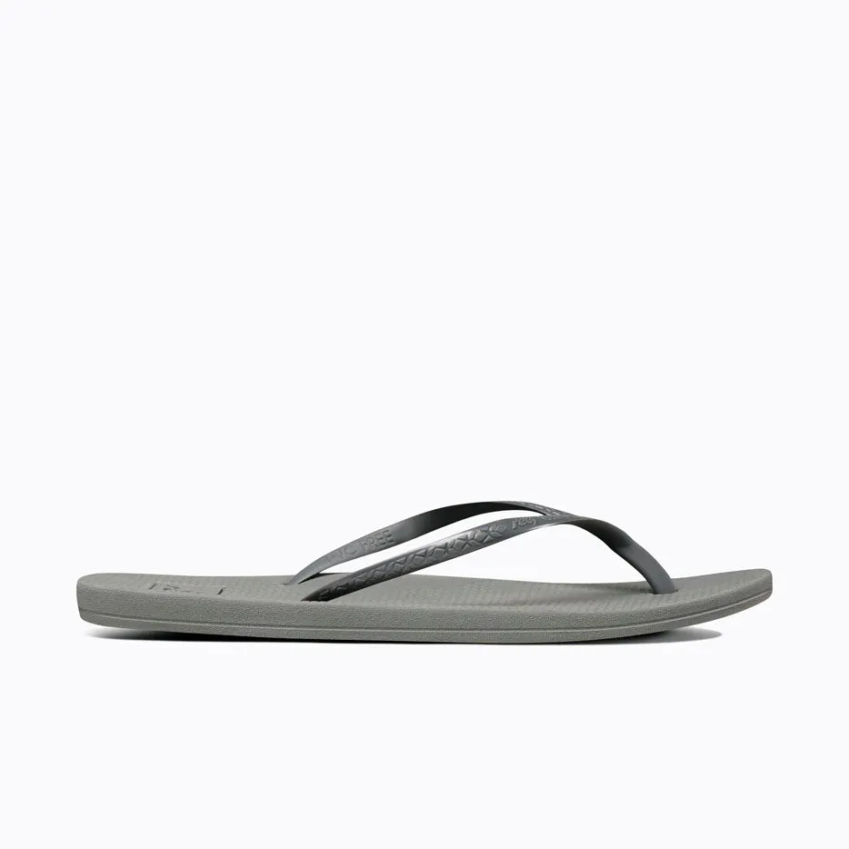 Reef Footwear Escape Lux Black Thongs