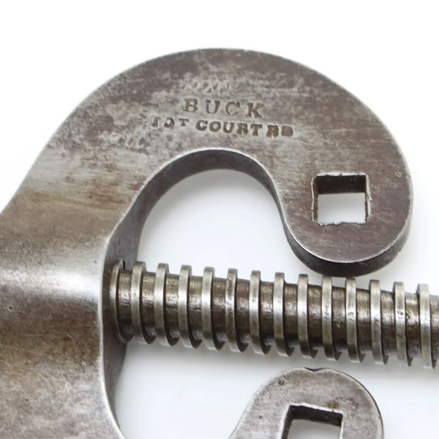 SOLD - Buck Carvers Screw